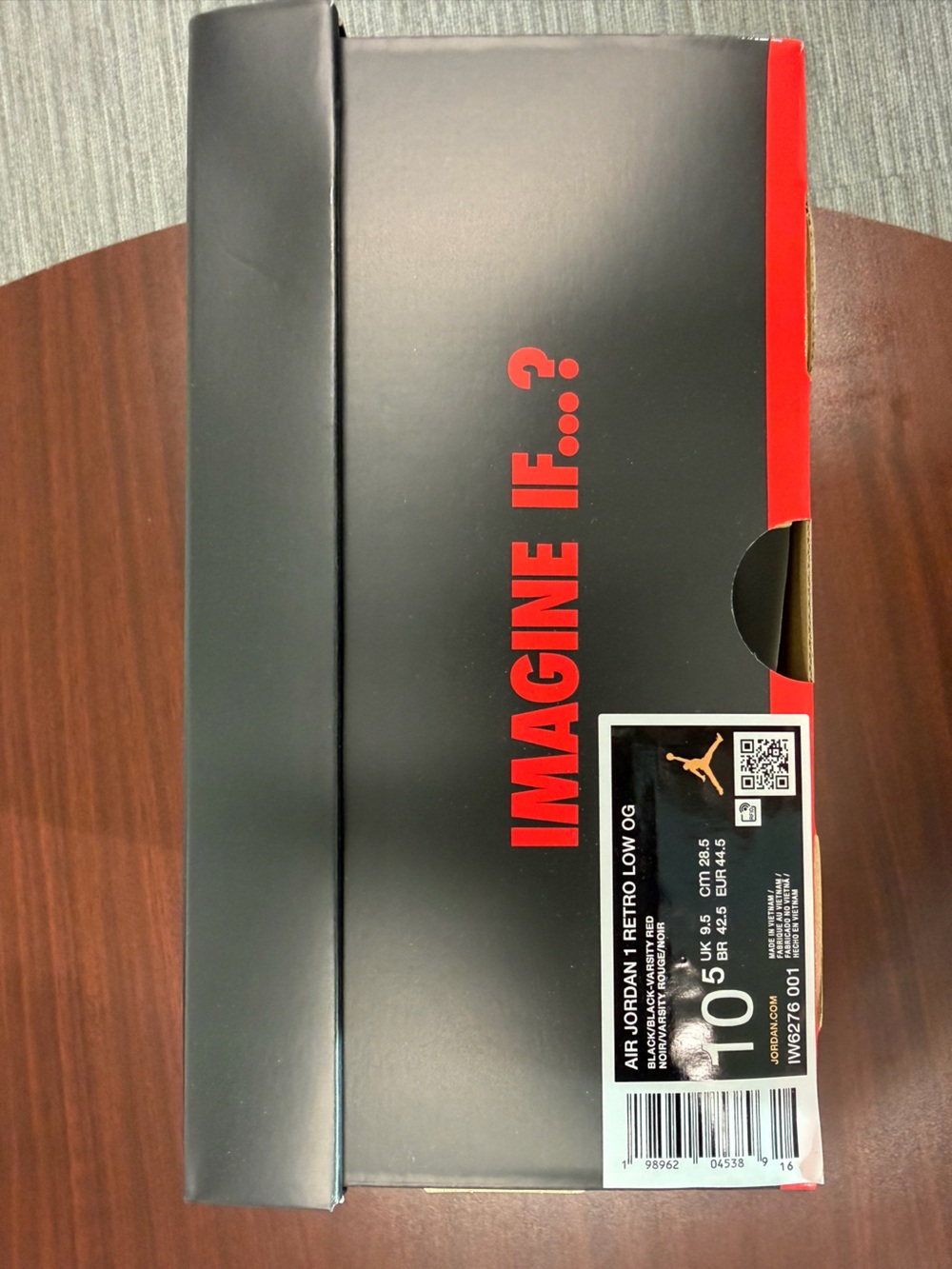 Jordan 1 OG Low BRED 10.5 - Picture 7 of 8